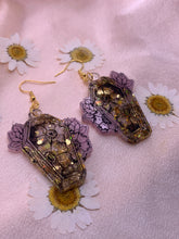 Load image into Gallery viewer, Pink and gold flower coffin earrings
