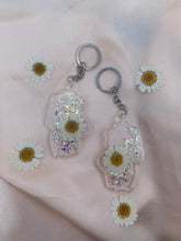 Load image into Gallery viewer, Pregnant lady keychains
