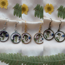 Load image into Gallery viewer, Circle flower earrings
