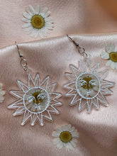 Load image into Gallery viewer, Clear with daisy sun earrings
