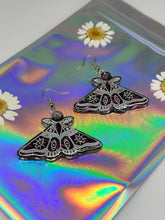 Load image into Gallery viewer, Velvet color shift moth earrings
