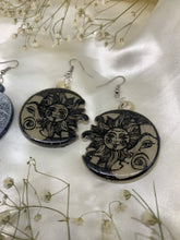 Load image into Gallery viewer, Sun moon earrings
