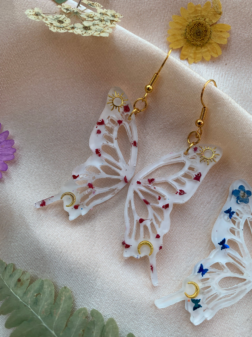 Gold hook flower butterfly wing earrings