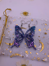 Load image into Gallery viewer, Blue to purple butterfly wing earrings
