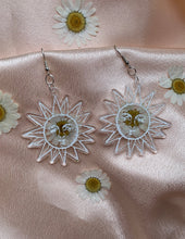 Load image into Gallery viewer, Clear with daisy sun earrings
