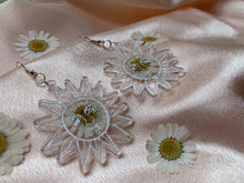 Load image into Gallery viewer, Clear with daisy sun earrings
