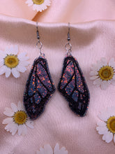 Load image into Gallery viewer, Blue/gray iridescent wing earrings
