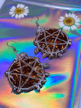 Load image into Gallery viewer, Copper velvet pentagram earrings
