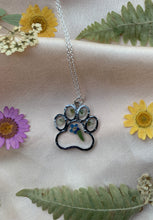 Load image into Gallery viewer, Sliver flower necklaces
