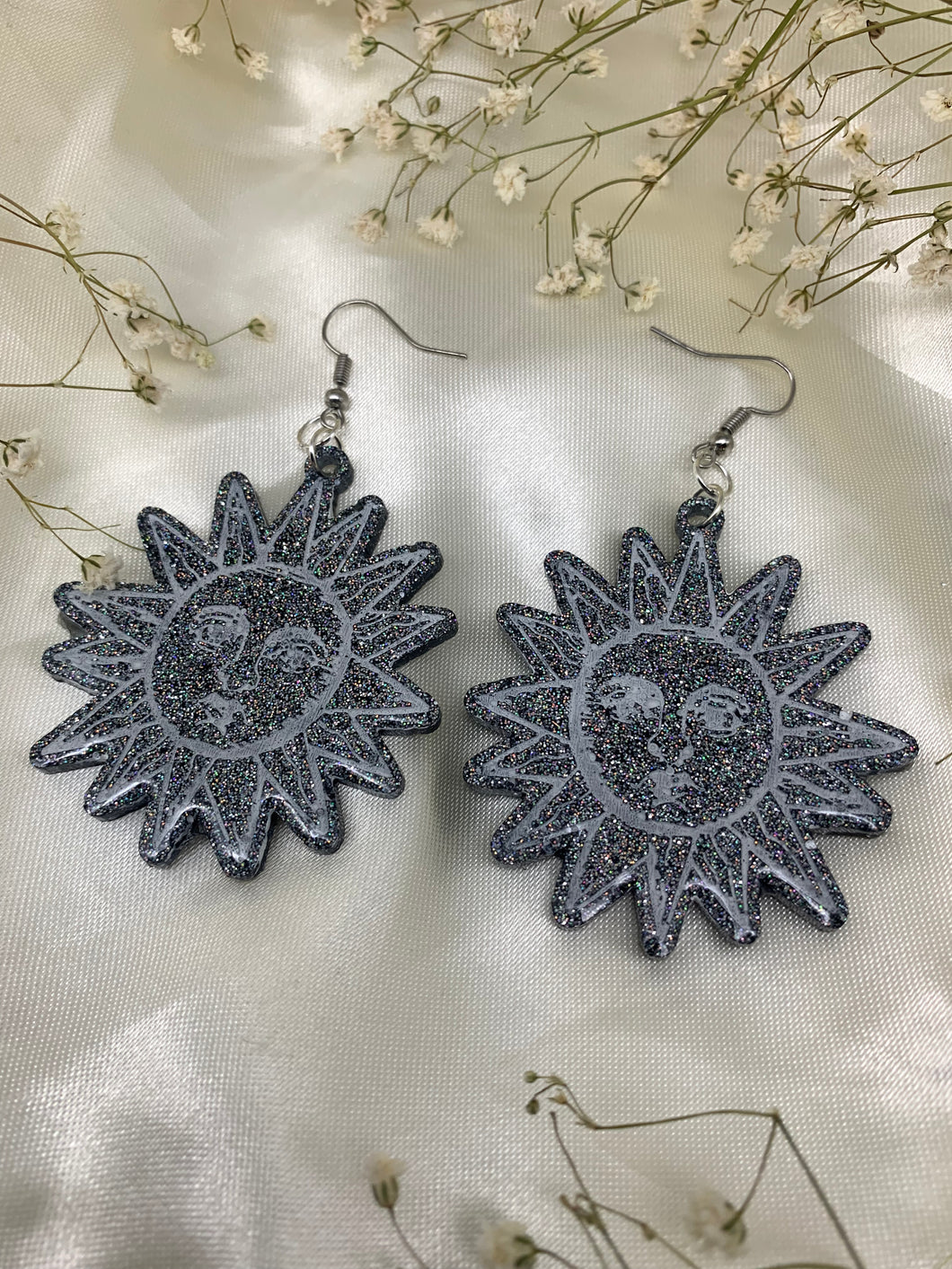 Sun face earrings