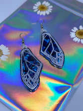 Load image into Gallery viewer, Blue velvet color shift butterfly earrings
