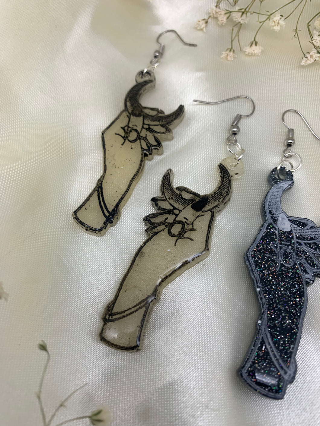 Moon hand earrings